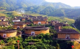 閑廈時(shí)光【世遺鼓浪嶼 永定土樓 集美 曾厝垵】動(dòng)車(chē)5日游