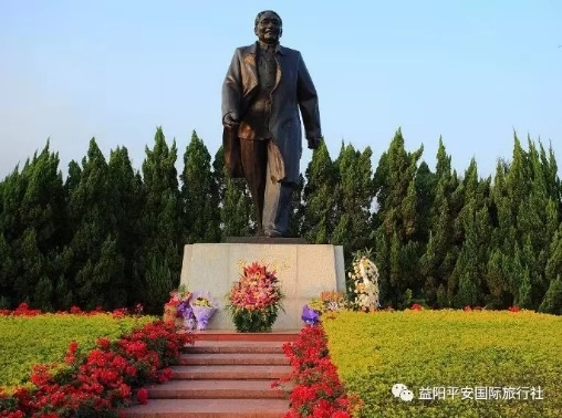 香港澳門之港珠澳大橋雙臥5日游 香港澳門之港珠澳大橋雙臥5日游